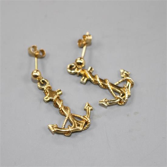 A pair of yellow metal novelty drop earrings, each modelled as an anchor, anchor 20mm, gross 2.3 grams.